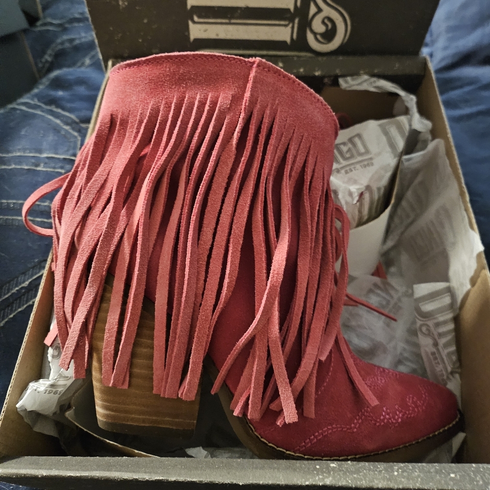 Dingo fuchsia fringe cowgirl booties